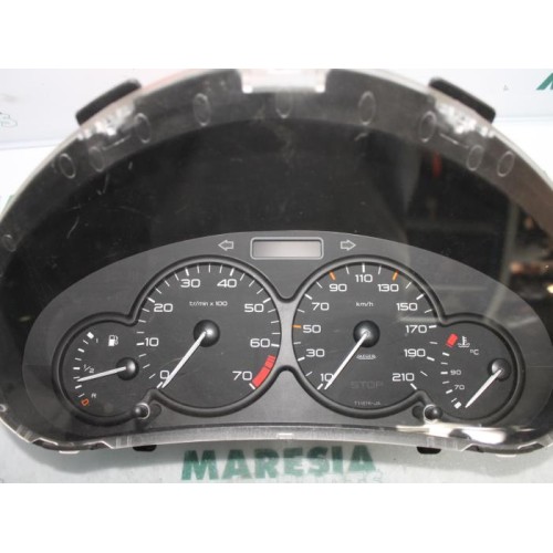 Peugeot - 206 - Instrumentenbrett