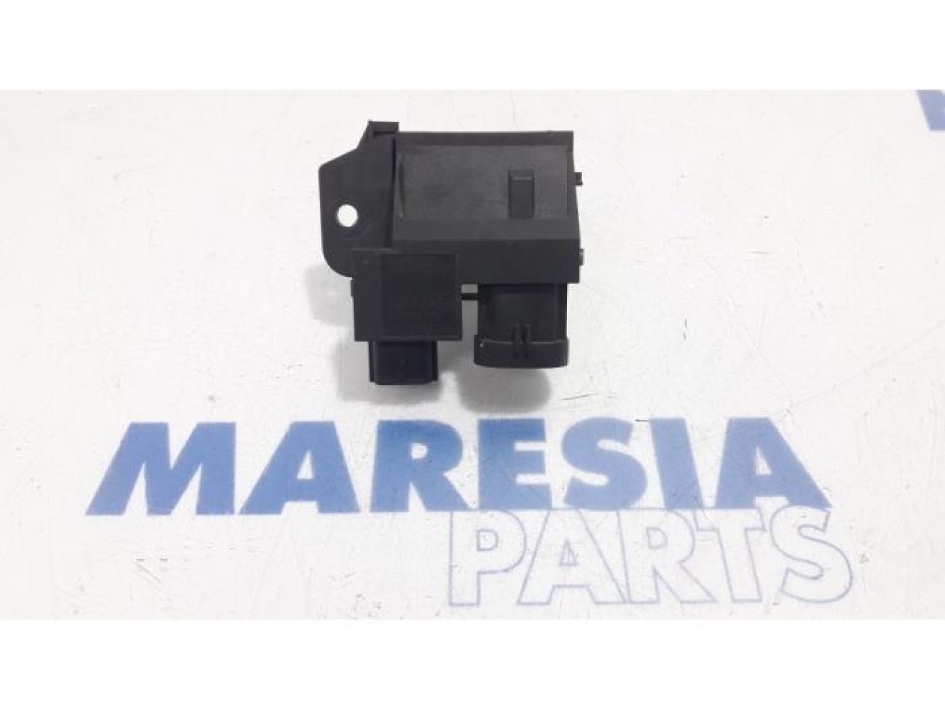Renault - Clio - Cooling fan resistor
