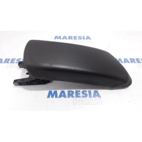 Renault - Espace - Armrest