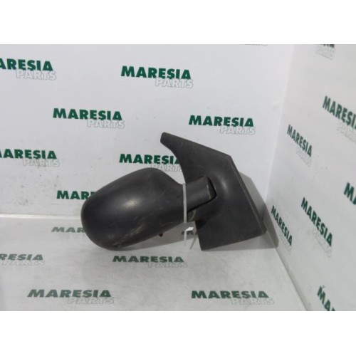 Renault - Megane Scenic - Wing mirror, right