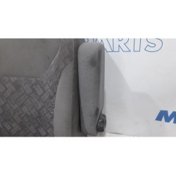 Opel - Vivaro - Seat, right