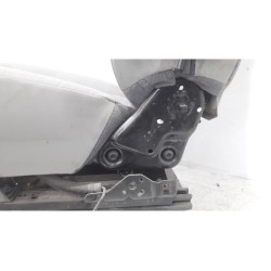 Opel - Vivaro - Seat, right