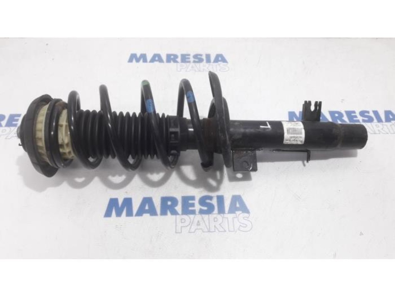 Citroen - DS3 - Front shock absorber rod, left