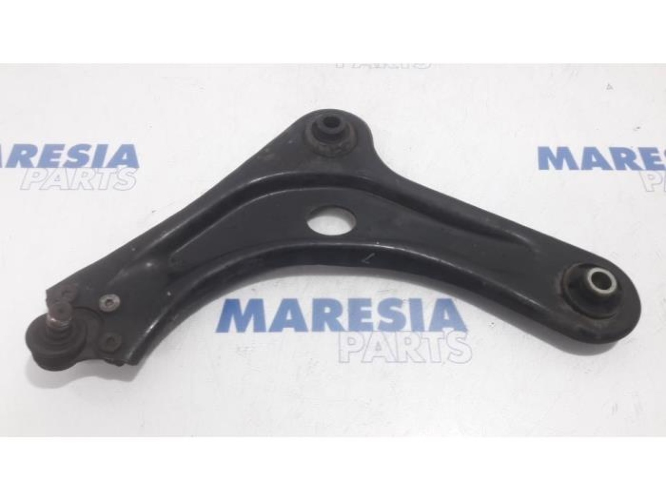 Citroen - DS3 - Front lower wishbone, left