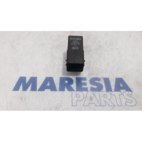 Citroen - DS3 - Glow plug relay