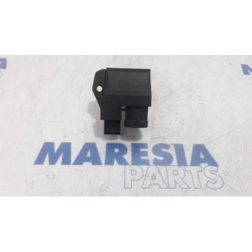 Citroen - DS3 - Cooling fan resistor