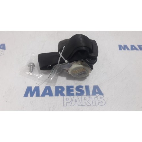 Fiat - 500 - Sicherheitsgurt links hinten