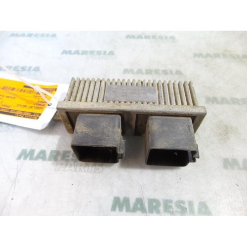 Renault - Espace - Glow plug relay