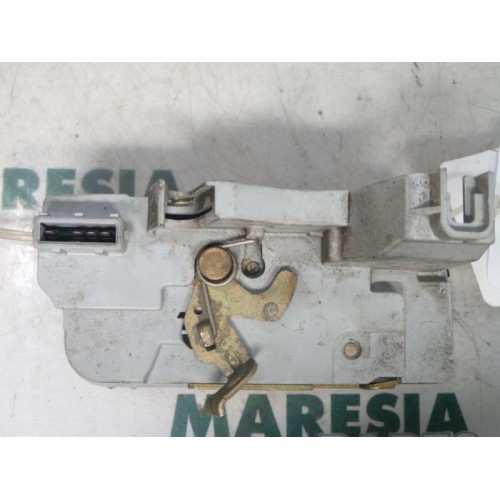 Peugeot - 307 - Rear door mechanism 4-door, right
