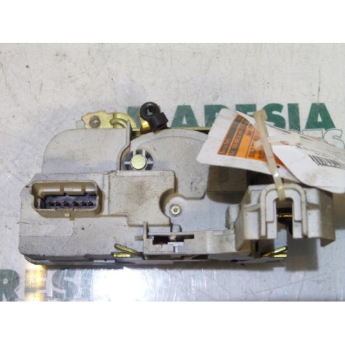 Peugeot - 307 - Door lock mechanism 4-door, front left