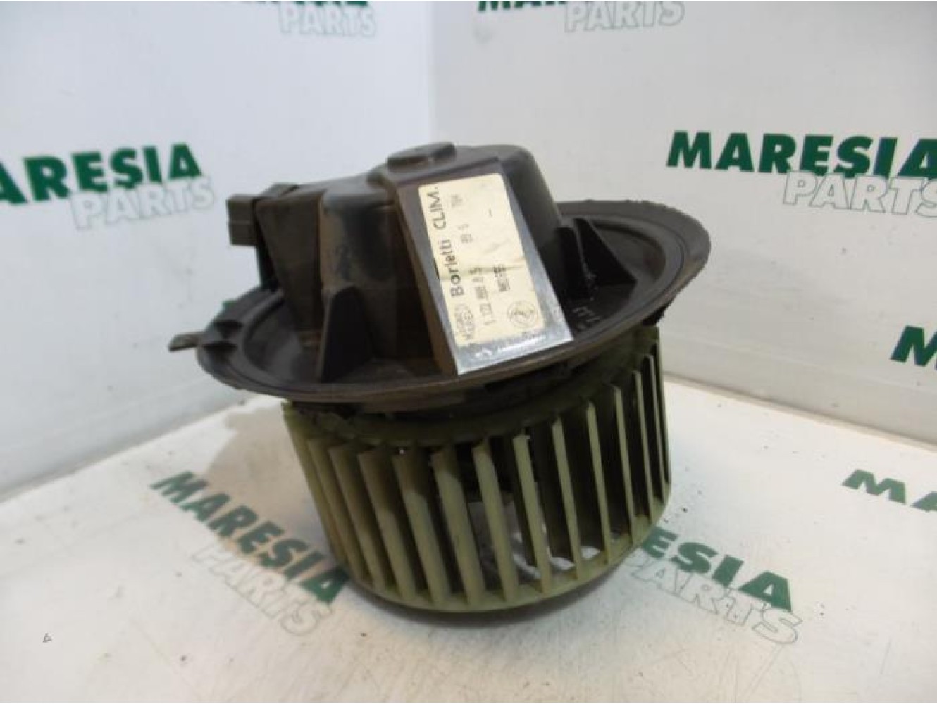 Alfa Romeo - 145/146 - Heating and ventilation fan motor