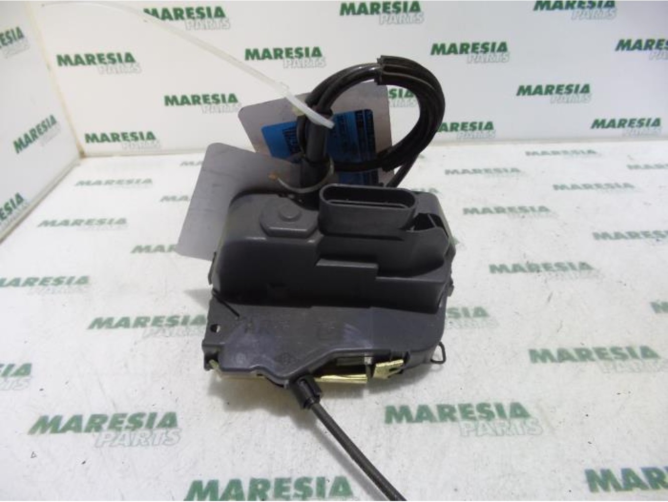 Renault - Laguna - Rear door lock mechanism 4-door, left