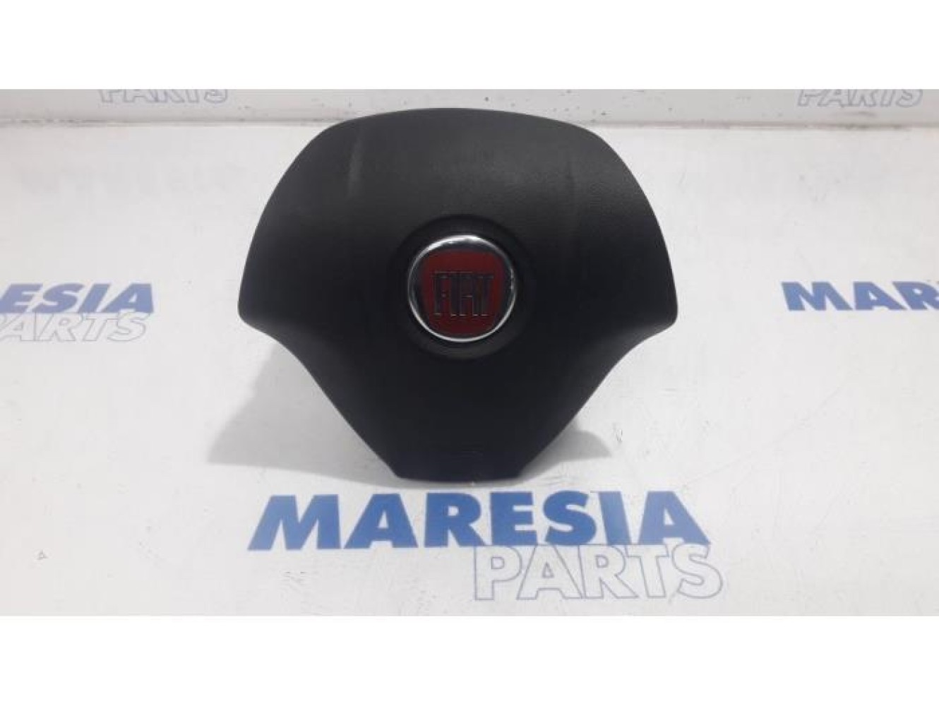 Fiat - Punto - Left airbag (steering wheel)