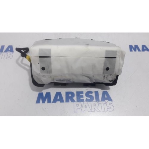 Fiat - Punto - Airbag droite (tableau de bord)