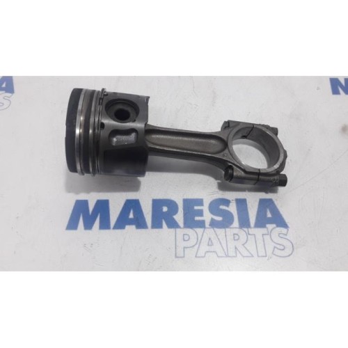 Peugeot - Expert - Piston