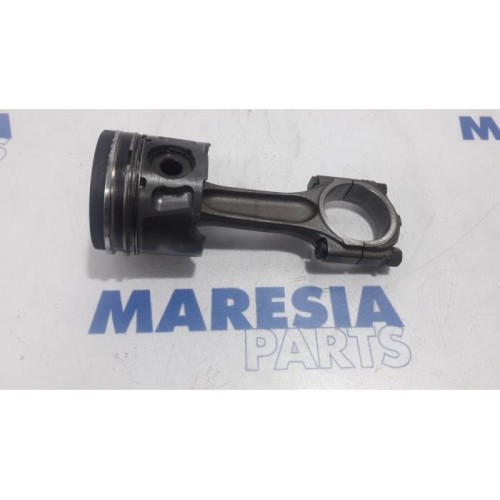 Peugeot - Expert - Piston