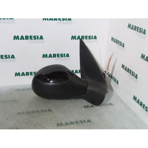 Peugeot - 206 - Wing mirror, right