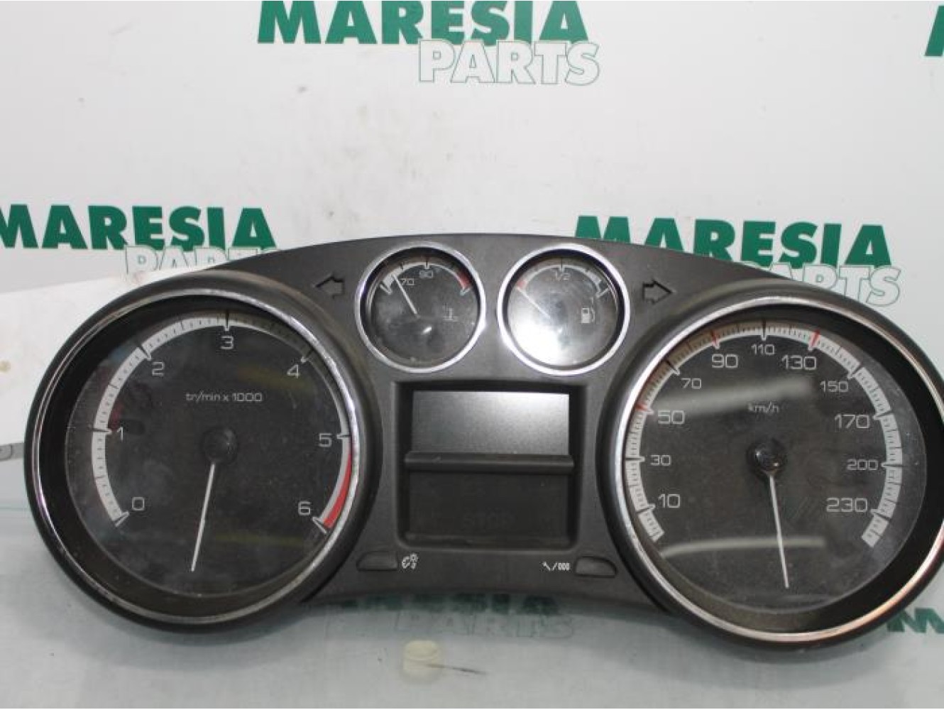 Peugeot - 308 - Instrumentenbrett