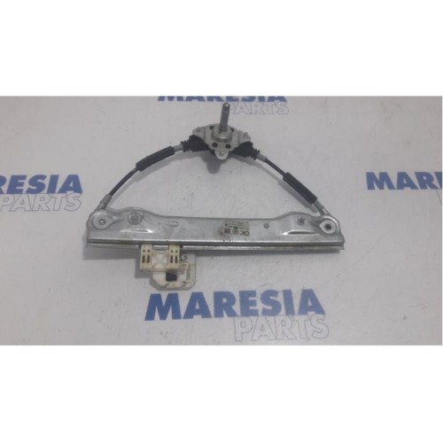 Fiat - Panda - Rear door window mechanism 4-door, right
