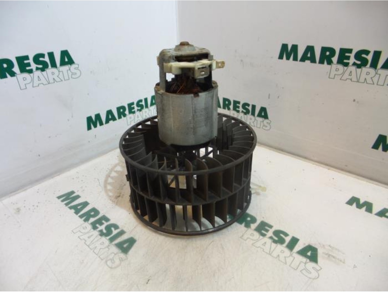 Renault - Kangoo - Heating and ventilation fan motor