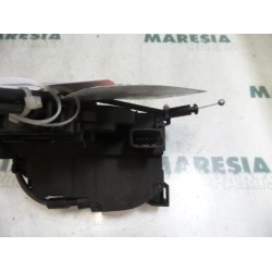 Renault - Clio - Front door lock mechanism 4-door, right