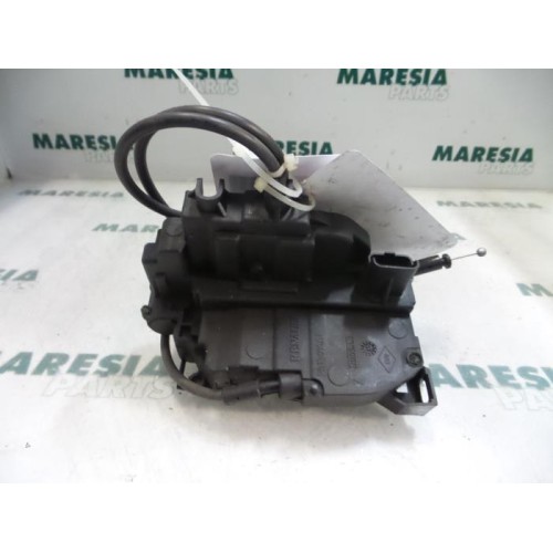 Renault - Clio - Front door lock mechanism 4-door, right
