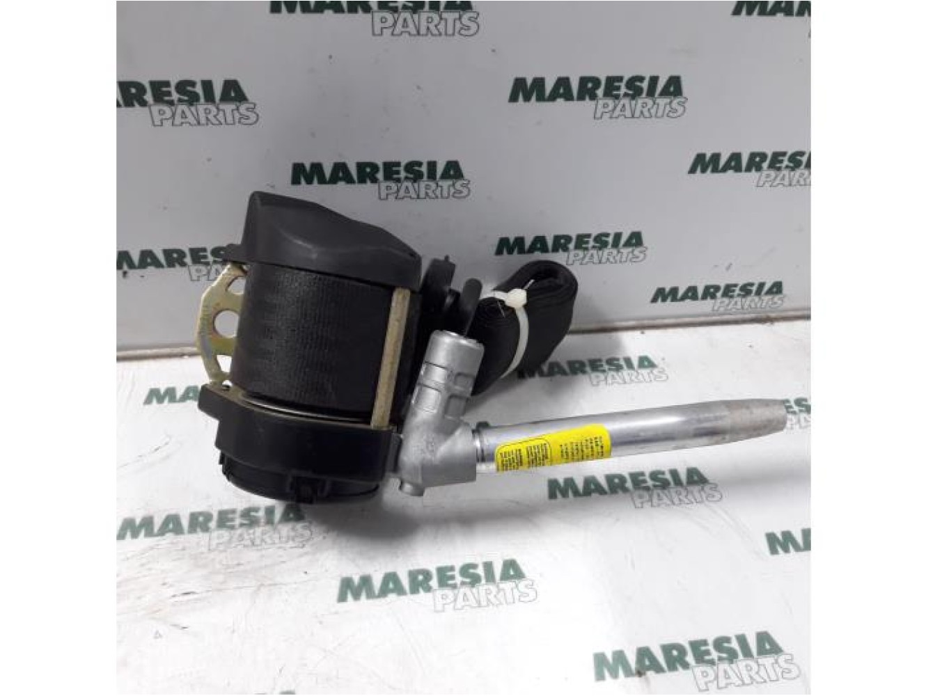 Alfa Romeo - 166 - Front seatbelt, right