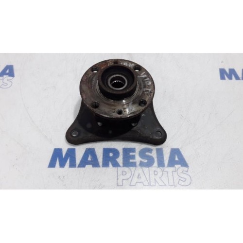Lancia - Y(Psilon) - Knuckle, front left