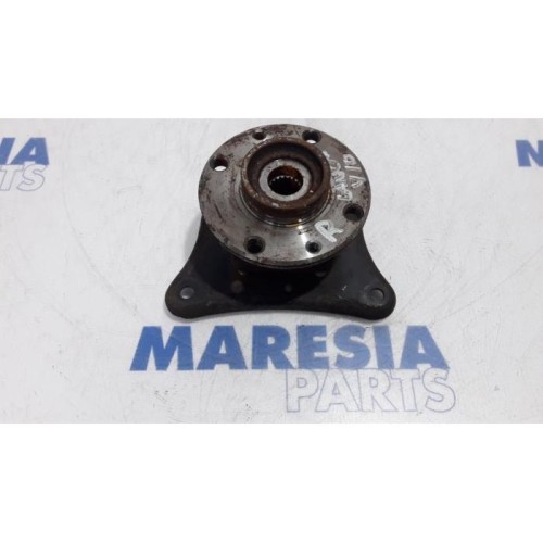Lancia - Y(Psilon) - Knuckle, front right