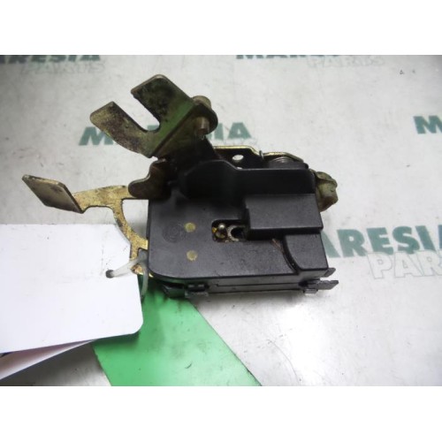 Fiat - Ducato - Tailgate lock mechanism