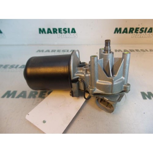 Renault - Megane - Front wiper motor