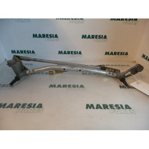 Renault - Megane - Wiper mechanism
