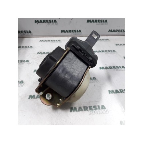 Renault - Megane - Sicherheitsgurt links hinten