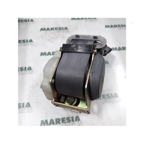 Renault - Megane - Sicherheitsgurt links hinten