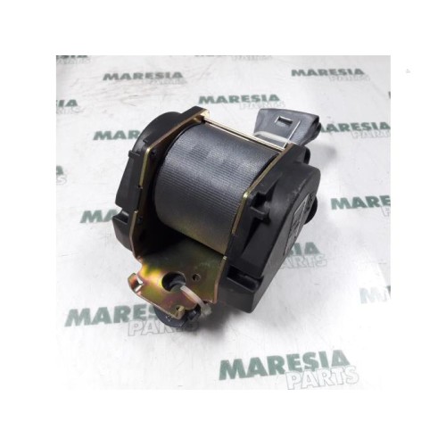 Renault - Megane - Sicherheitsgurt links hinten