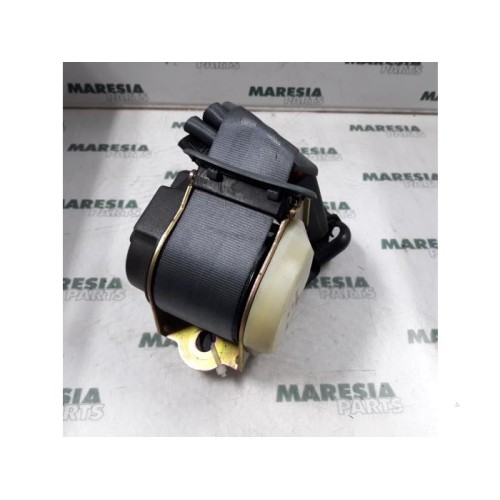 Renault - Megane - Sicherheitsgurt links hinten