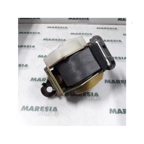 Renault - Megane - Sicherheitsgurt links hinten