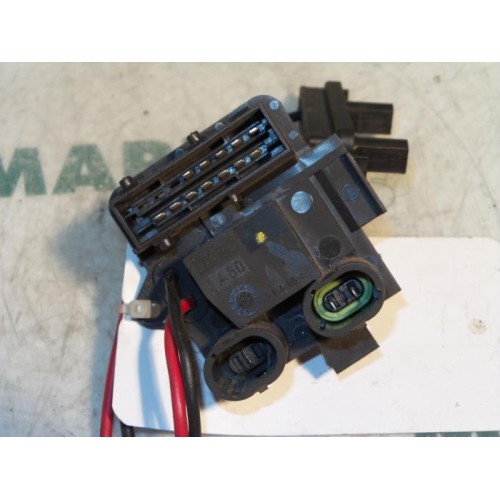 Renault - Clio - Heater resistor