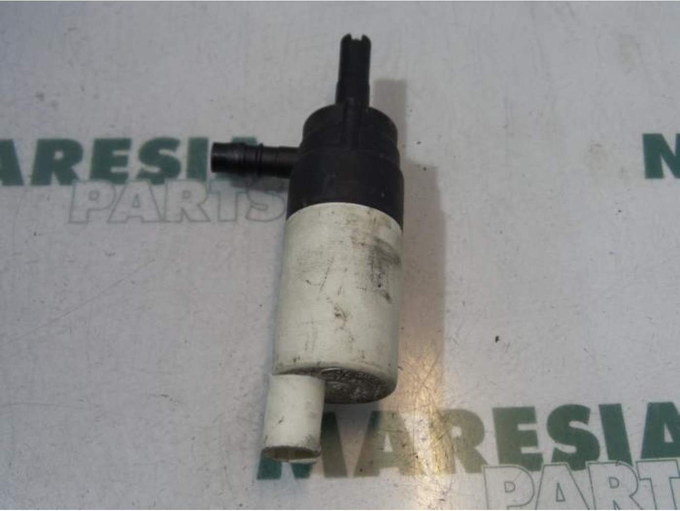 Renault - Laguna - Scheibensprüherpumpe vorne