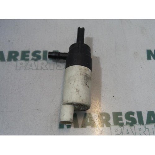 Renault - Laguna - Scheibensprüherpumpe vorne
