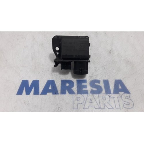 Citroen - Berlingo - Cooling fan resistor