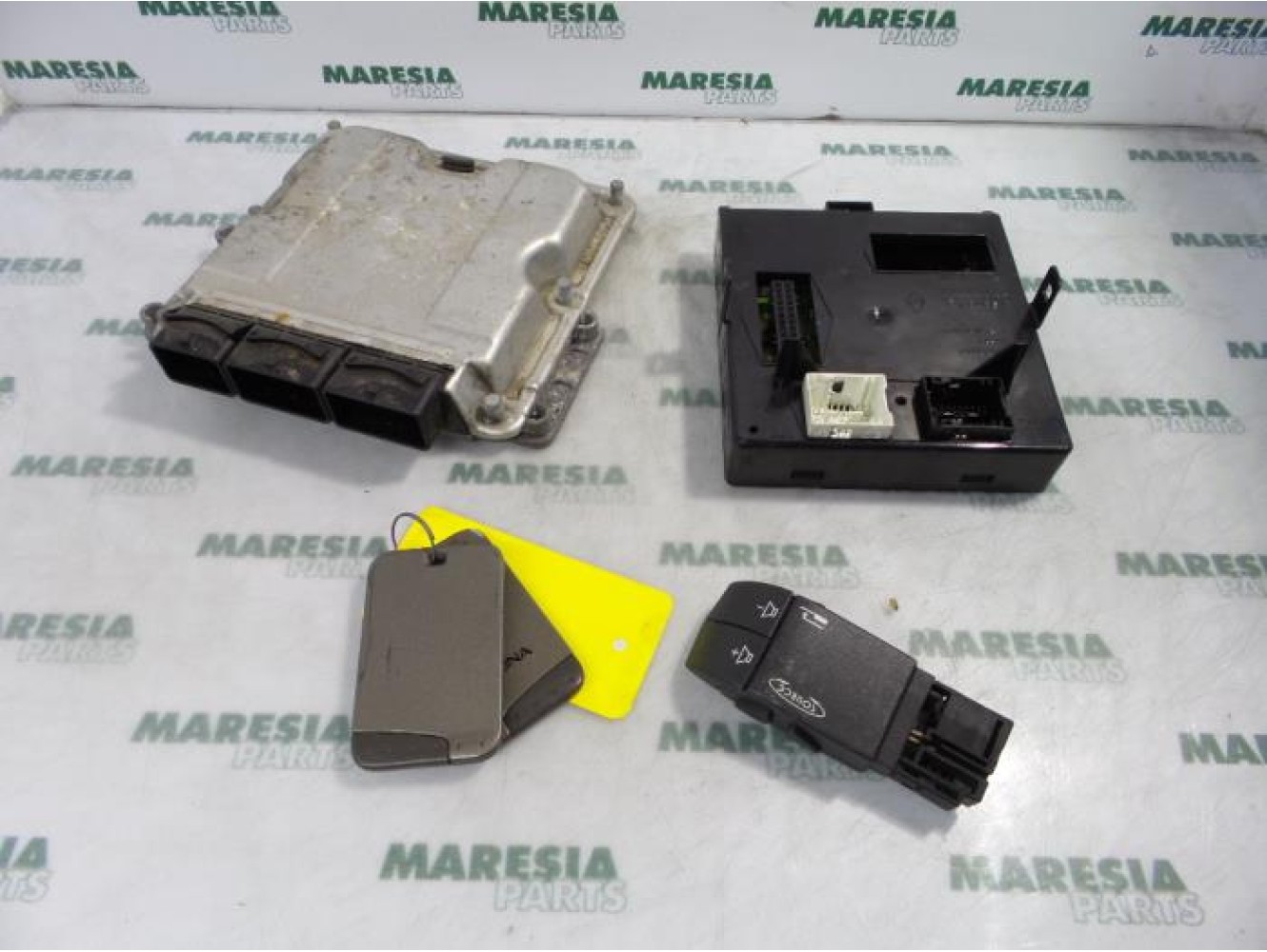 Renault - Laguna - Engine management computer