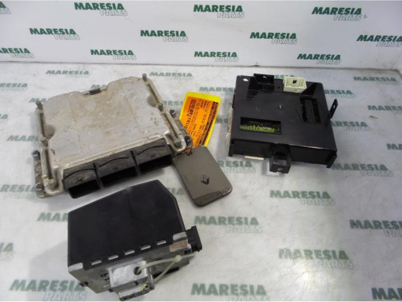 Renault - Laguna - Engine management computer