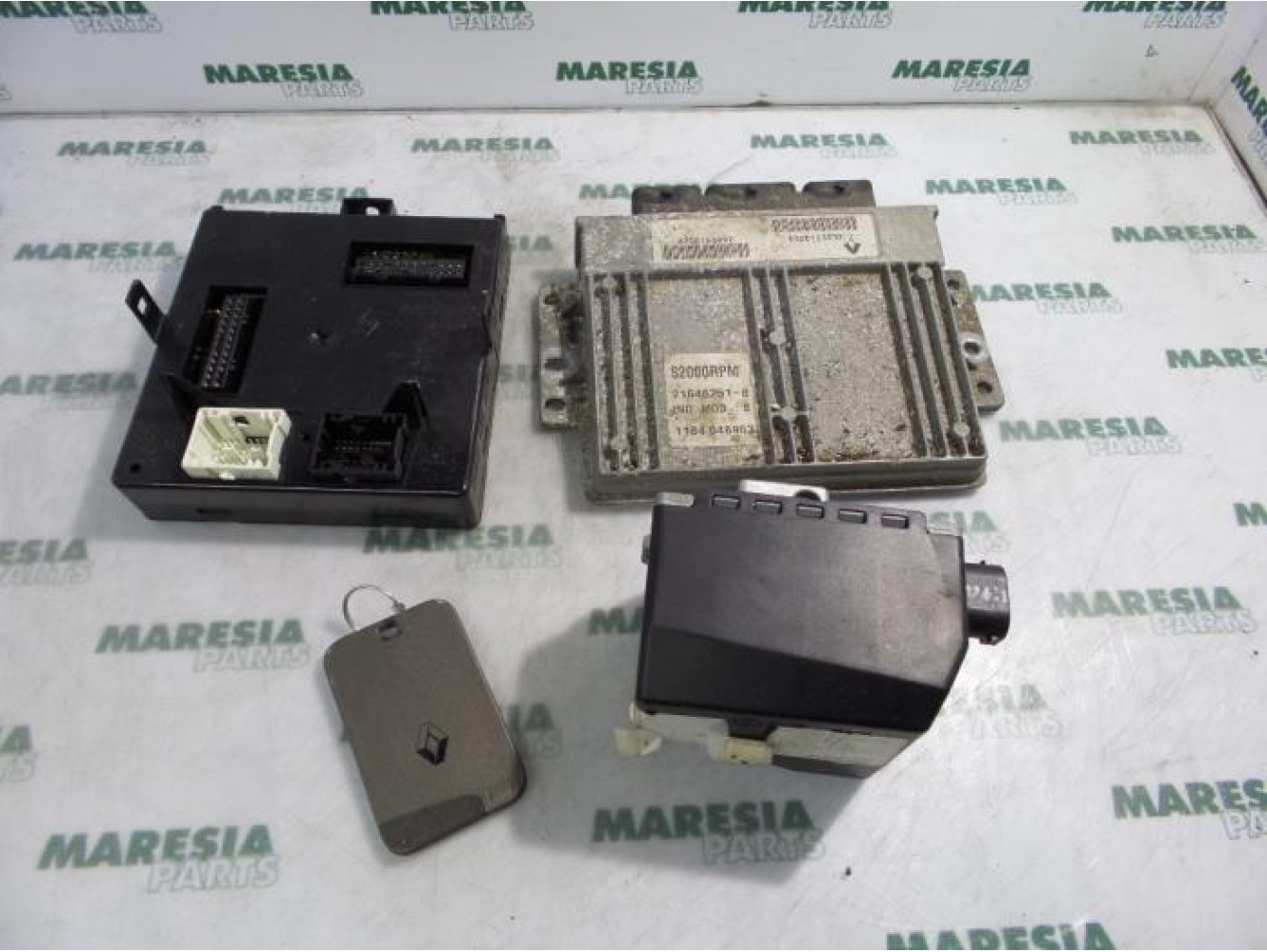 Renault - Laguna - Engine management computer