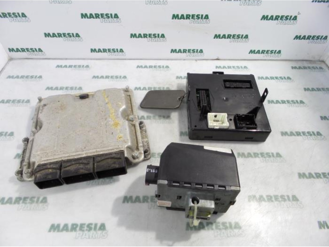 Renault - Laguna - Engine management computer