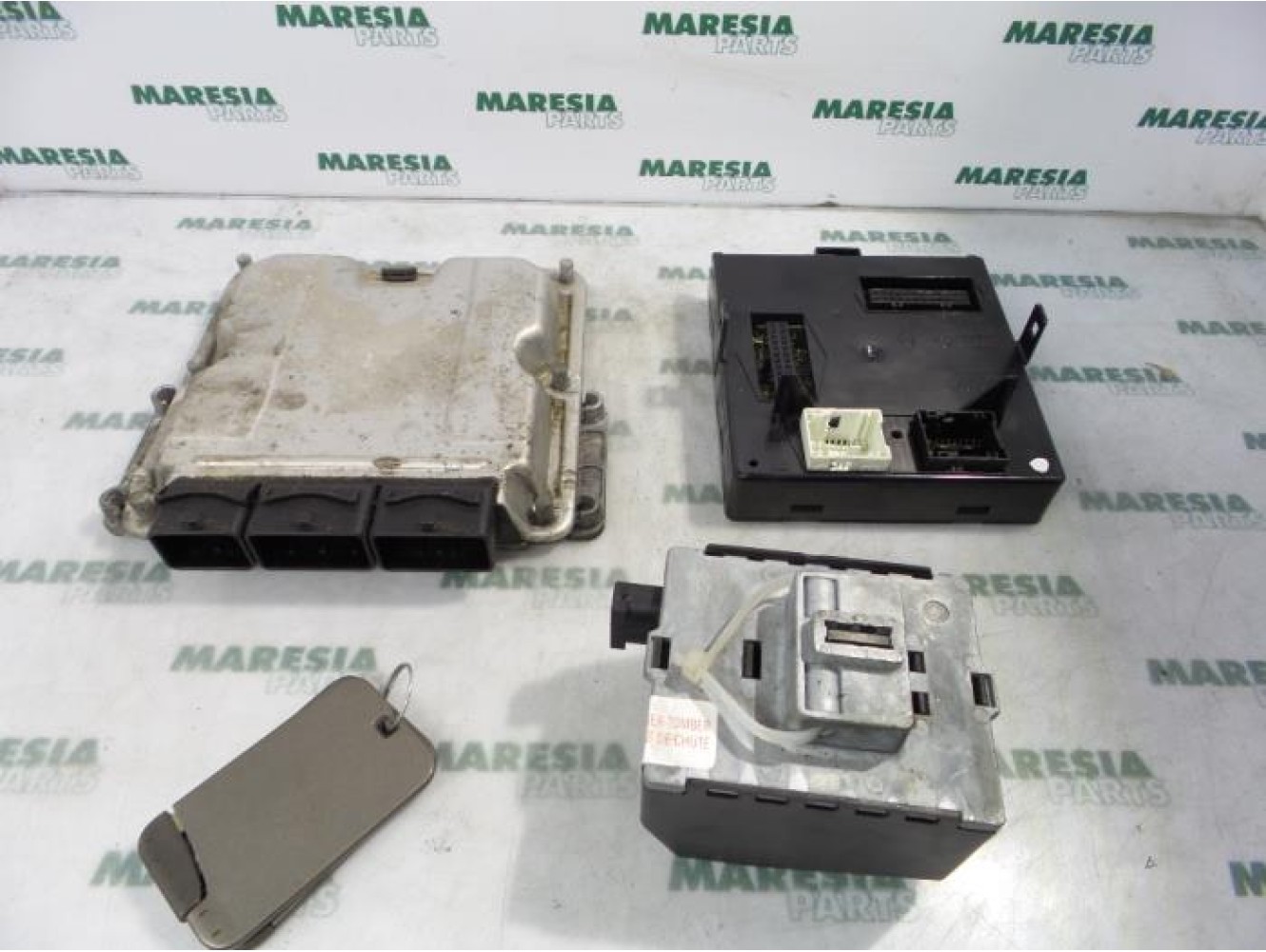 Renault - Laguna - Engine management computer