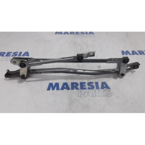 Citroen - Berlingo - Wiper mechanism