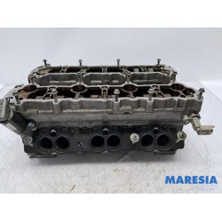 Renault - Laguna - Cylinder head