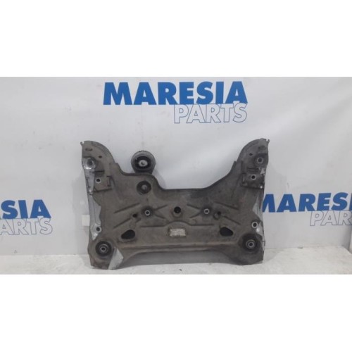 Renault - Trafic - Subframe
