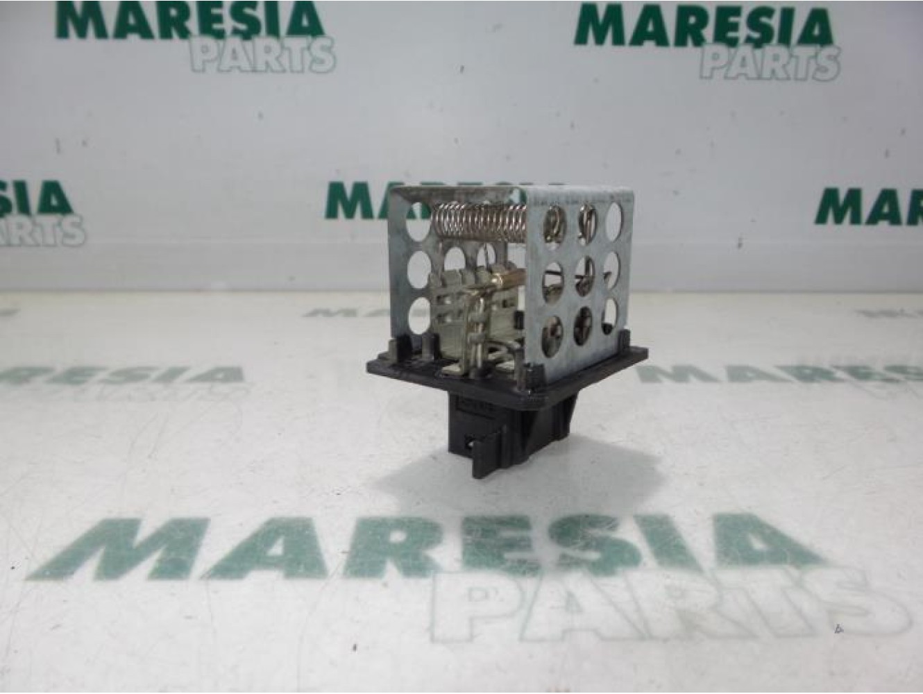 Peugeot - 206 - Heater resistor